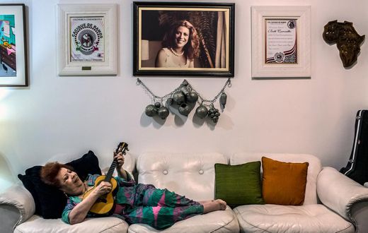 Beth Carvalho, Brazil's 'Godmother of Samba,' Is Dead at 72