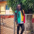 Samini in "Rainbow" video