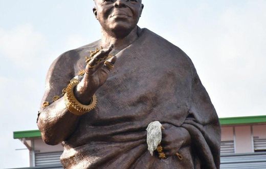 Asantehene's statue
