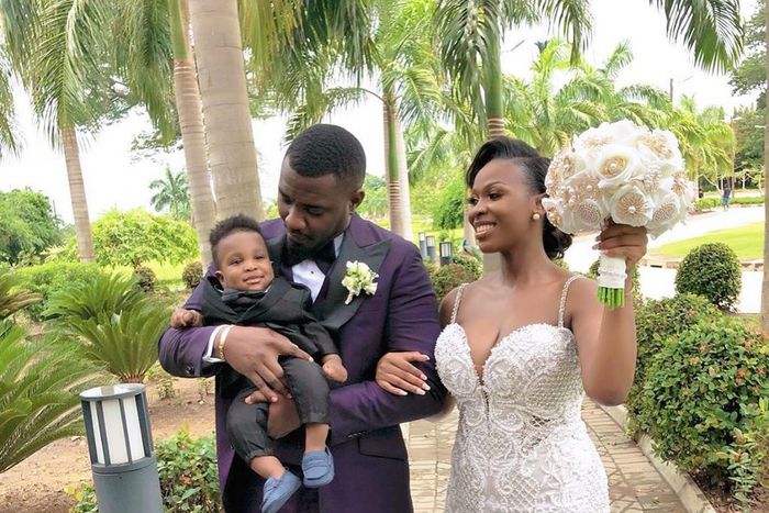 Mr and Mrs Dumelo with their son