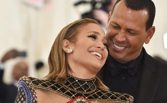 Jose Canseco Says A-Rod Cheated on J. Lo
