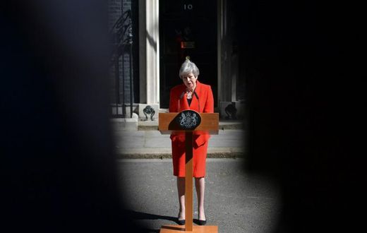 With Theresa May politically fading away, contenders to succeed her as Britain's prime minister start lining up while the risk of crashing out of the EU rises