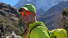 Utah man dies after climbing Mt. Everest, his seventh mountain on 7 continents [41nbc]