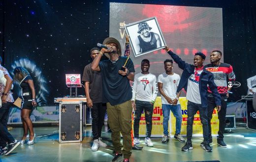 Keeny Ice wins “Artiste of the Year” at 2019 Volta Music Awards