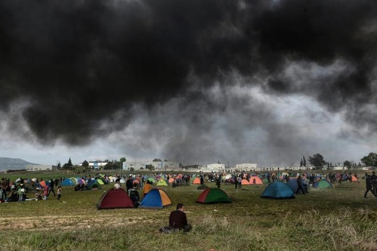 Many migrants were misled by fake social media messages
