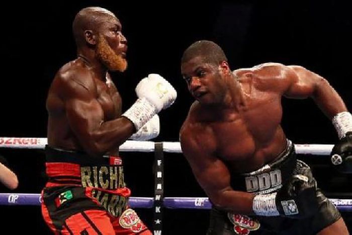 Daniel Dubois (right) sent Richard Lartey to the canvas with a powerful right hand