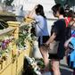 A makeshift memorial has been set up close to the spot where the sinking happened on the Danube river