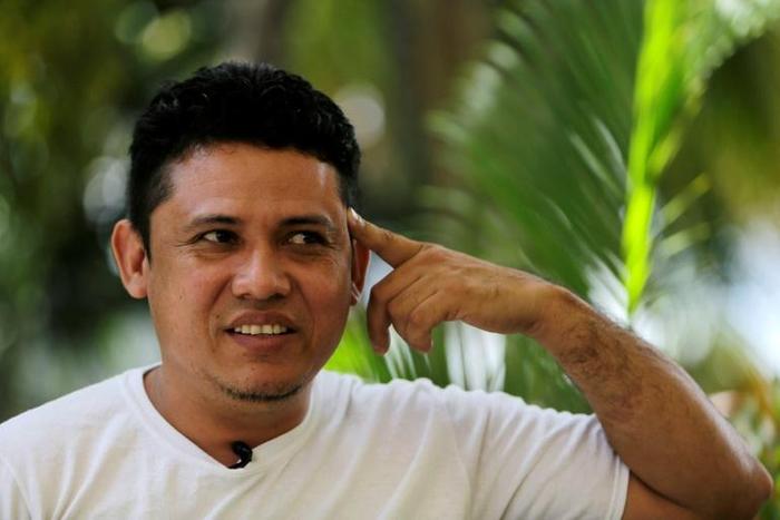 Opposition supporter Lenin Rojas says he wanted to die to end the pain of being tortured