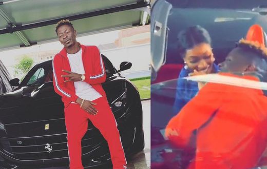 Shatta Wale fluants his new Ferrari