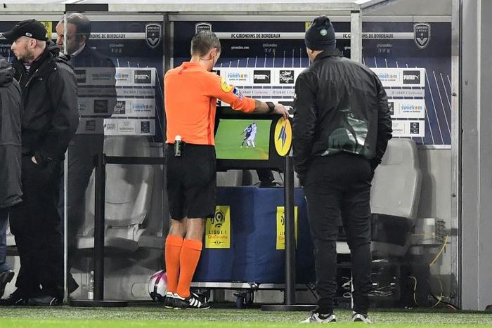 Video Replay: VAR technology make its debut at Champions League matches this week.