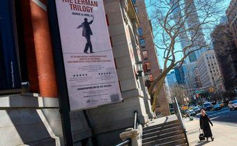 'The Lehman trilogy' criticizes capitalism, at $2,000 a seat