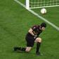 Petr Cech was helpless to prevent former club Chelsea beating Arsenal in the Europa League final