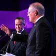 Final polls put Shorten (L) on track to secure the first centre-left parliamentary majority in six years