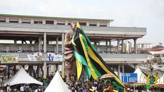Anger in Kumasi over 'wrong' Asantehene statue