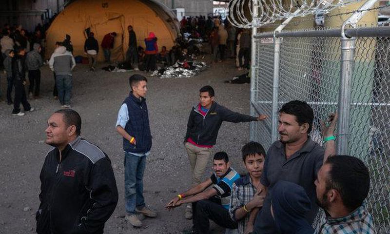 Two new tent cities will be built in Texas to hold migrants