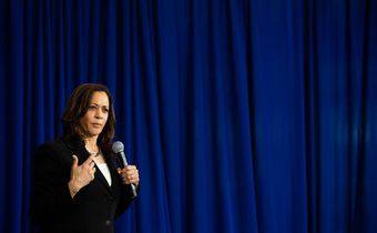 Harris and Booker, Courting Black Support, Pitch Differing Economic Plans