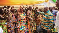 Akufo-Addo with chiefs of Jasikan