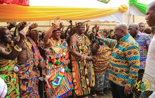 Akufo-Addo with chiefs of Jasikan