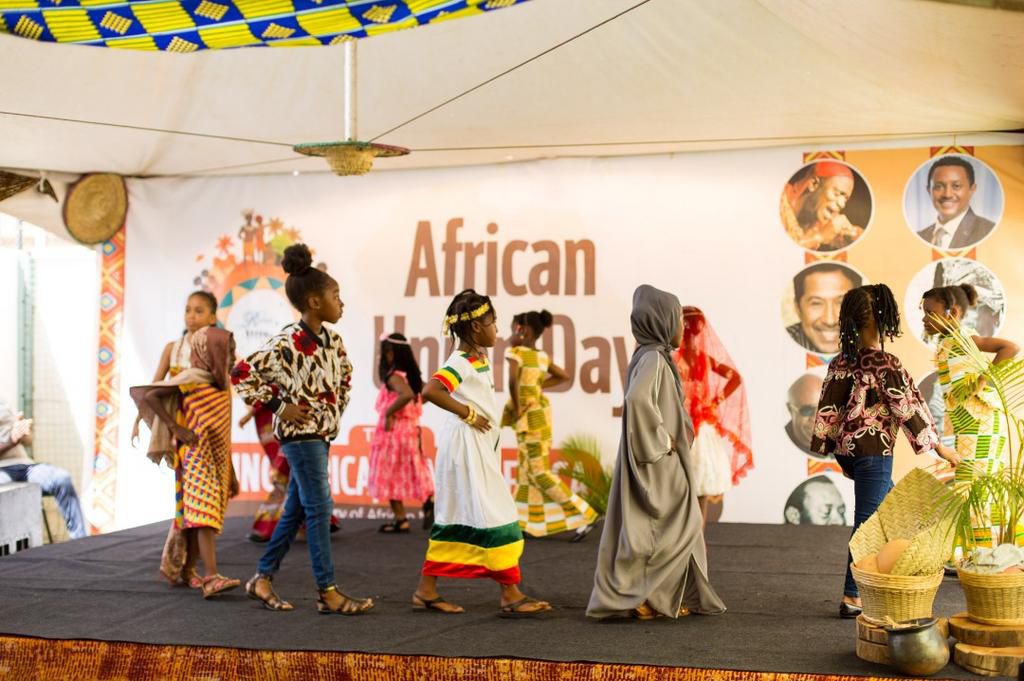 Ecole Ronsard marks AU Day in grand style