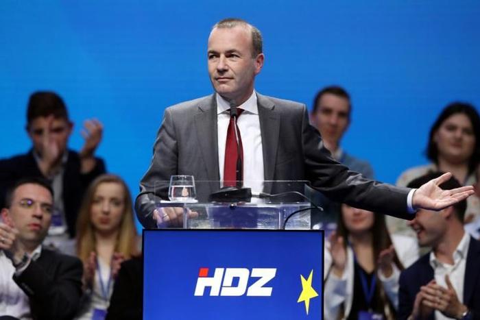 The frontrunner to take over from Jean-Claude Juncker as president of the European Commission is obscure German conservative Manfred Weber, a veteran legislator with no executive experience and a low profile