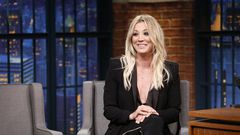 Kaley Cuoco Just Showed Off Her OMG Abs