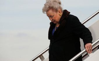 Sister of Trump retires from judgeship, ending inquiry into tax dodges