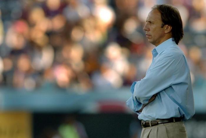 Fernando Clavijo, shown as coach of the Colorado Rapids in a 2007 Major League Soccer game, has died at age 63 after a five-year battle with cancer