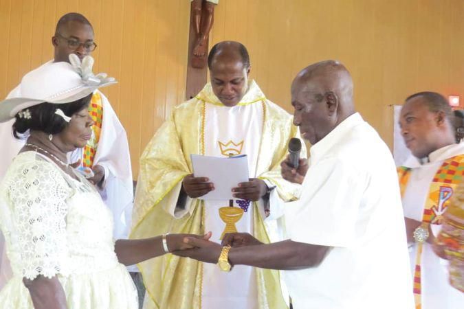 Son, now a catholic priest, officiates renewal of vows of parents, after 32 years of separation