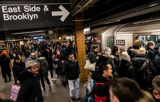 L train slowdown: First weekend disruption is frustrating, but not disastrous