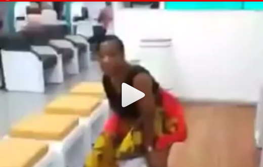 Woman urinates in the middle of banking hall to protest her locked up cash