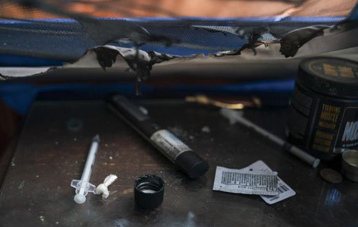 Deaths From Drugs and Suicide Reach a Record in the U.S.