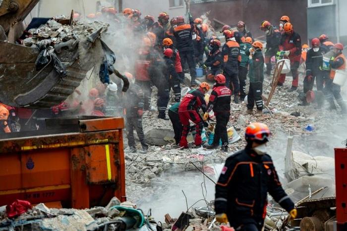 The cause of the collapse of the eight-storey apartment block in Istanbul is not clear