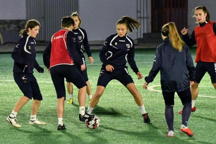 Emina players train in Mostar - in conservative Bosnia, football is still very much seen as a men's game