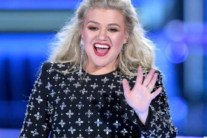 Kelly Clarkson Just Slammed Diet Pill Rumors