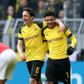 Danish midfielder Thomas Delaney (L) has warned his Borussia Dortmund team mates ahead of the derby with Schalke
