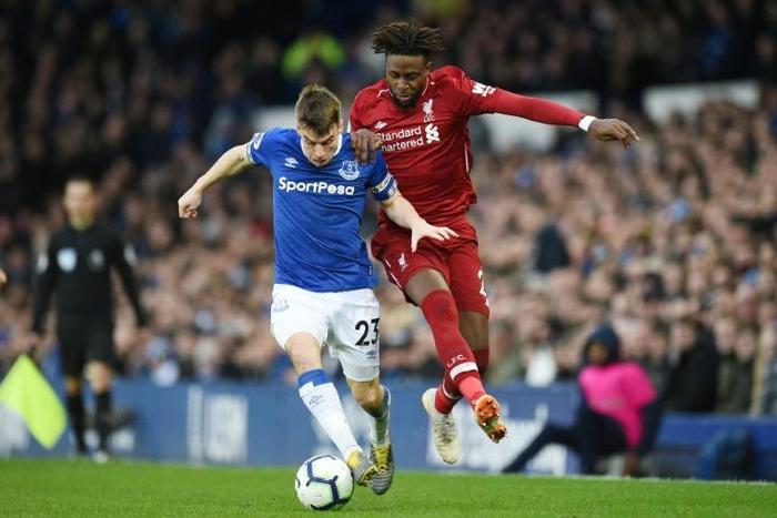 Divock Origi (R, pictured March 2019) will feature in Jurgen Klopp's starting line-up for the first time since the team's 0-0 draw against Everton