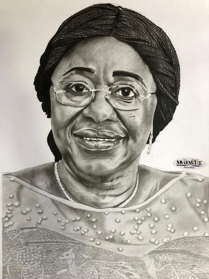 Frederick Mwenvil Dibkuu presents artwork to Akosua Frema