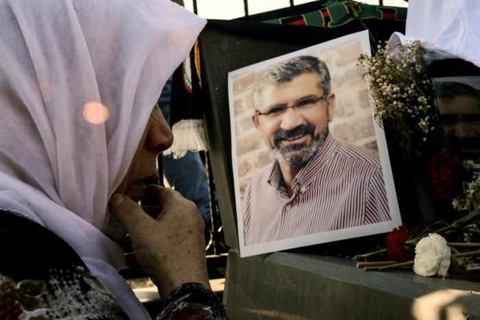 Tahir Elci, a prominent human rights lawyer who campaigned for Kurdish rights, died on November 28, 2015 after being shot in the head during armed clashes between Kurdish militants and police