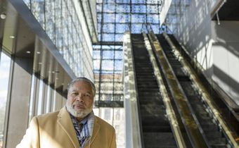 Smithsonian Turns to a Visionary