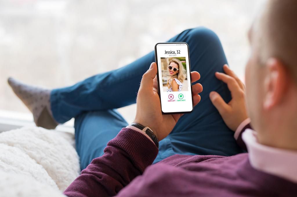 Why Millennials Are Burnt Out on Swiping