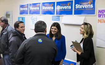 In Conservative Districts, Democrats Have to Answer for Party's Left Wing