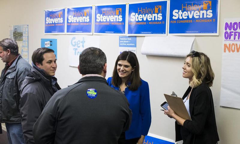 In Conservative Districts, Democrats Have to Answer for Party's Left Wing
