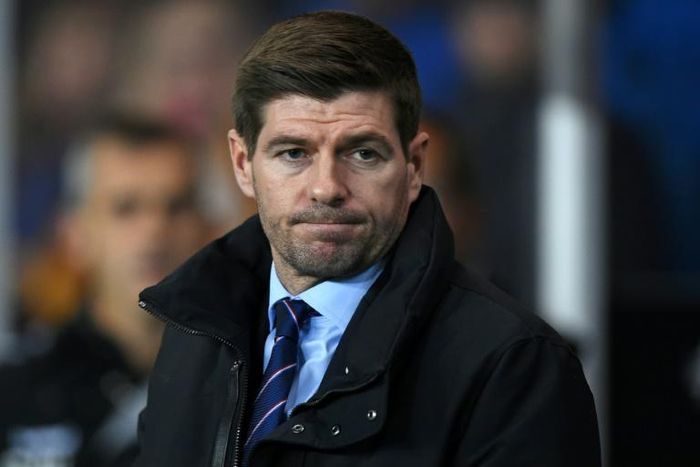 Rangers manager Steven Gerrard wants to end the use of plastic pitches in the Scottish Premiership