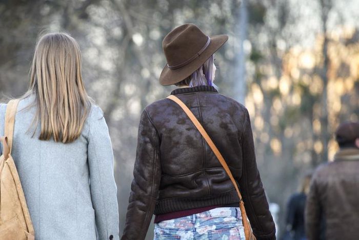 Bisexual Women On Differences Between Guys & Girls