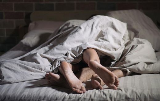 4 Signs Your Partner Is Selfish in Bed