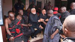 Rawlings pays final respects to Kyebihene and Abontendomhene