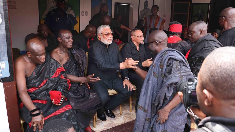 Rawlings pays final respects to Kyebihene and Abontendomhene