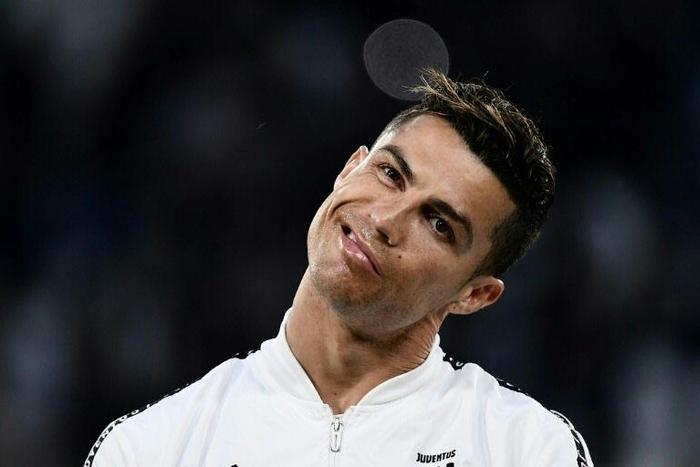 Cartoon hero: Cristiano Ronaldo fights robots and aliens in new comic book