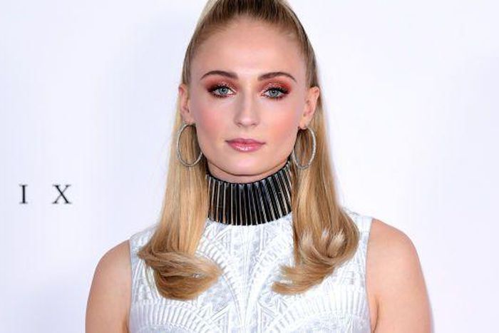 Sophie Turner Shows Off Abs in London