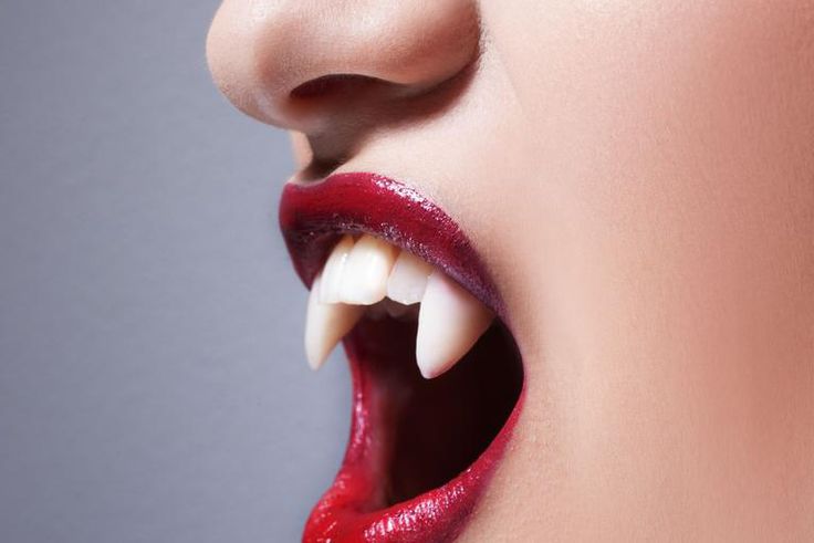 Dr. Pimple Popper Squeezes A Grey-ish Neck Cyst